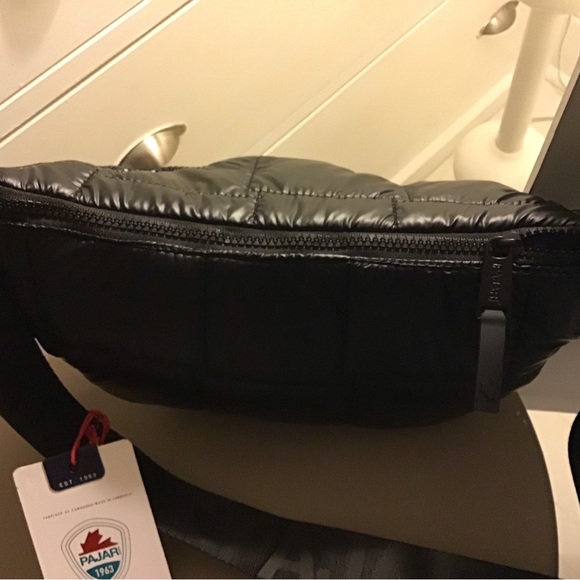 NWT Black Adjustable Pajar Quilted Cross Body Bag - Picture 11 of 11